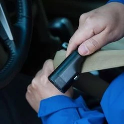 Technaxx TX-123 6-in-1 Autolader 12V-24V, Veiligheidshamer, Gordelsnijder, Zaklamp, Flitslicht En Powerbank Zwart -AZDome store 550x366 16