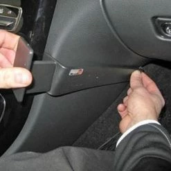 Brodit Hoekdashmount Voor Mercedes Benz C-Class (180-320) 14- -AZDome store 550x412 275