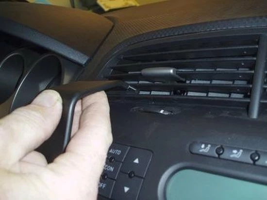 Houder - Brodit ProClip - Seat Altea/ Altea XL/ Toledo Center Mount 7 Houder - Brodit ProClip - Seat Altea/ Altea XL/ Toledo Center Mount - Afbeelding 5