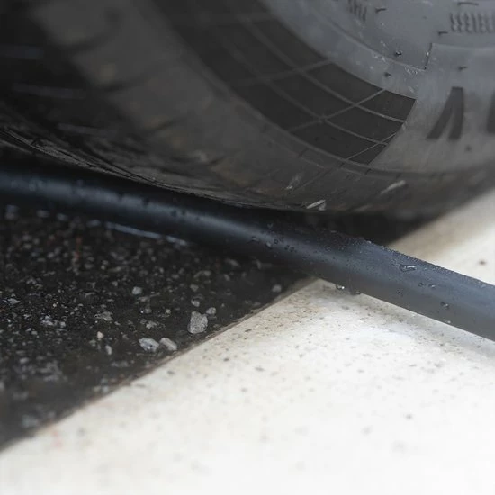 DELTACO EV-1227 E-Charge Kabel - Type 2 Naar Schuko - 1-fase - 1.8KW - 5.5m - Zwart 6 DELTACO EV-1227 E-Charge Kabel - Type 2 Naar Schuko - 1-fase - 1.8KW - 5.5m - Zwart - Afbeelding 4