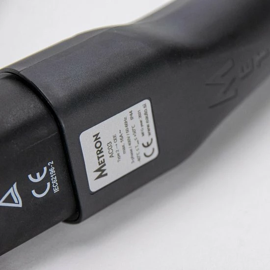 Metron Adapter Type 2 Laadpunt Naar Rood CEE 16A Stopcontact Type 2 Adapter Met Schakelaar Rood CEE 16A 11 Metron Adapter Type 2 Laadpunt Naar Rood CEE 16A Stopcontact Type 2 Adapter Met Schakelaar Rood CEE 16A - Afbeelding 9