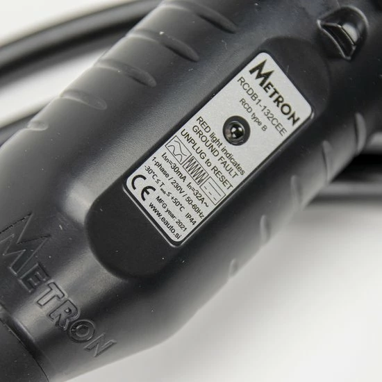 Metron Type 2 Portable Laadpunt voor Rode CEE - 16A 3 fase 3 fase 16A met 16A CEE rood muurstekker - 7 meter zwart Metron Type 2 Portable Laadpunt Voor Rode CEE - 16A 3 Fase 3 Fase 16A Met 16A CEE Rood Muurstekker - 7 Meter Zwart -AZDome store 550x550 258