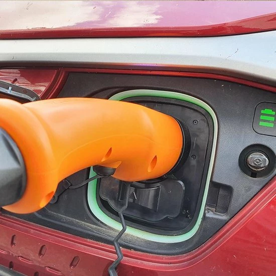 Metron Type 2 Portable Laadpunt voor Rode CEE - 16A 3 fase 3 fase 16A met 16A CEE rood muurstekker - 7 meter zwart Metron Type 2 Portable Laadpunt Voor Rode CEE - 16A 3 Fase 3 Fase 16A Met 16A CEE Rood Muurstekker - 7 Meter Zwart -AZDome store 550x550 260